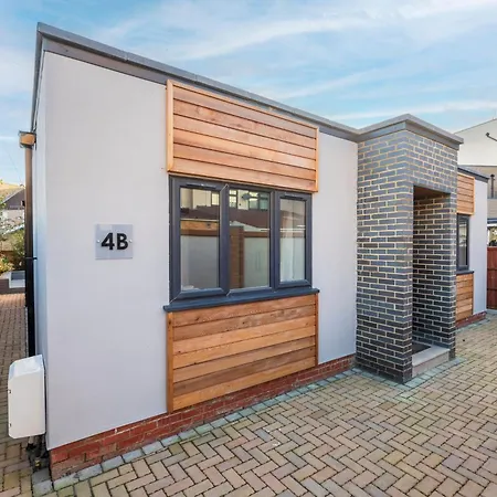 Stylish 2 Bed Bungalow In East Ham, Close To Excel London Exterior photo