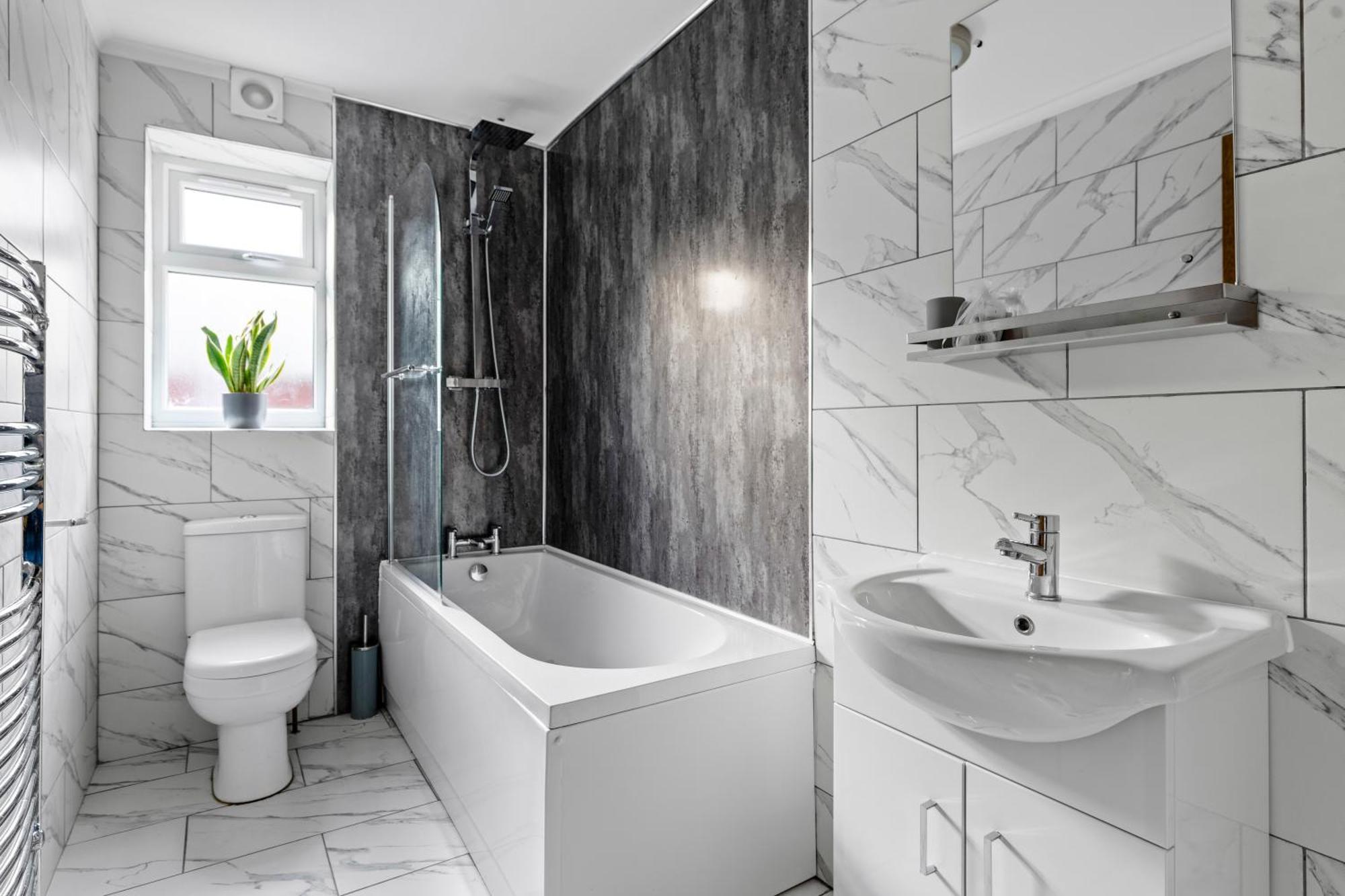 Stylish 2 Bed In East Ham, Close To Excel Апартаменты