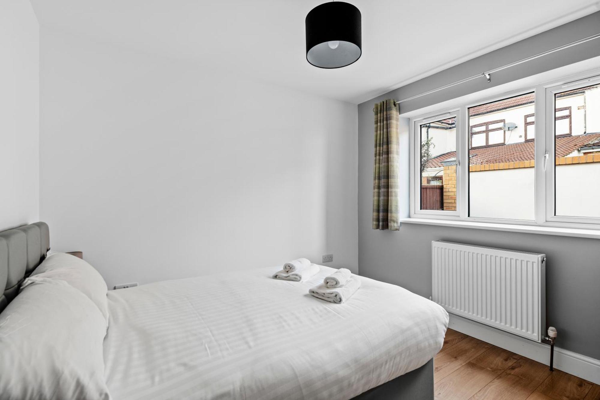 Апартаменты Stylish 2 Bed In East Ham, Close To Excel Лондон